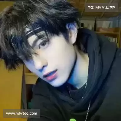 奚双伦